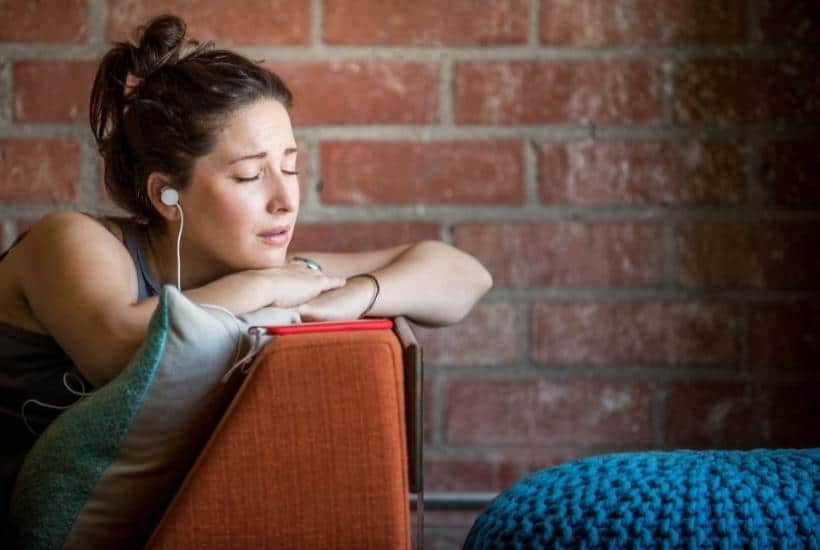 The Top 21 Best Grief Podcasts To Offer You Hope In Grief
